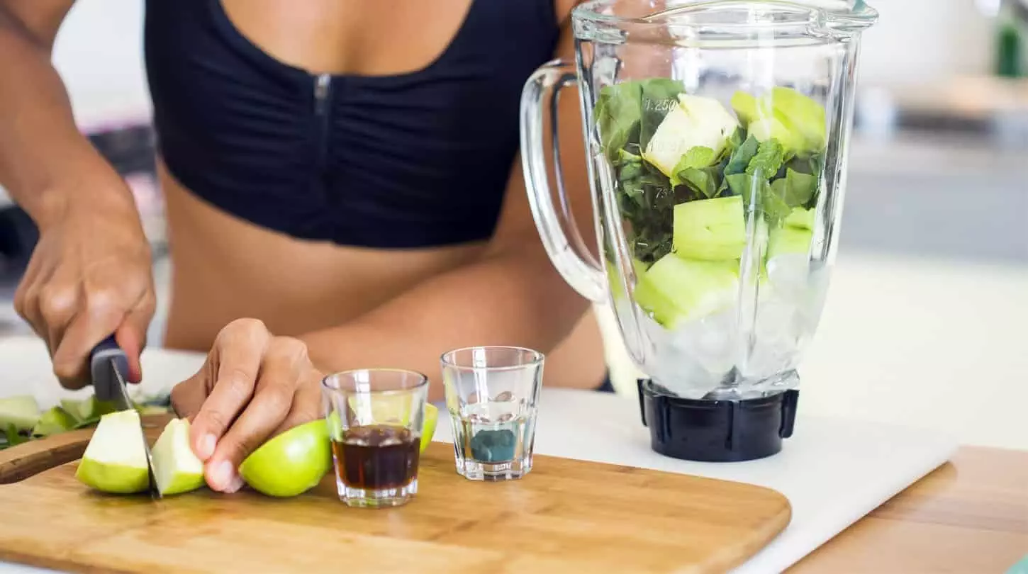 Las dietas detox no son efectivas, pero aportan fibras, vitaminas y minerales.